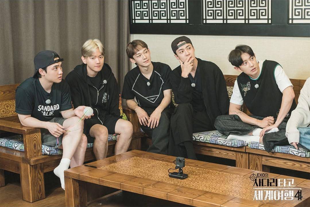 Travel the World on a Ladder atau EXO Ladder