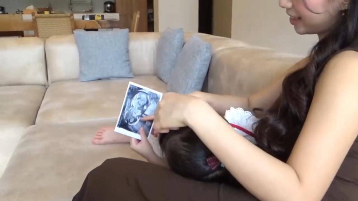 Abel Cantika umumkan hamil anak kedua