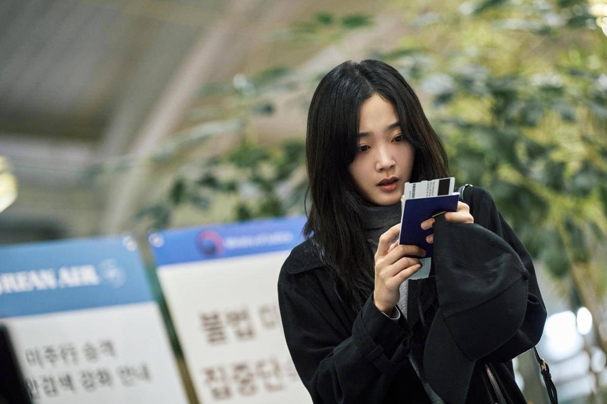 Lee Yoo Mi di drama Korea As You Stood By