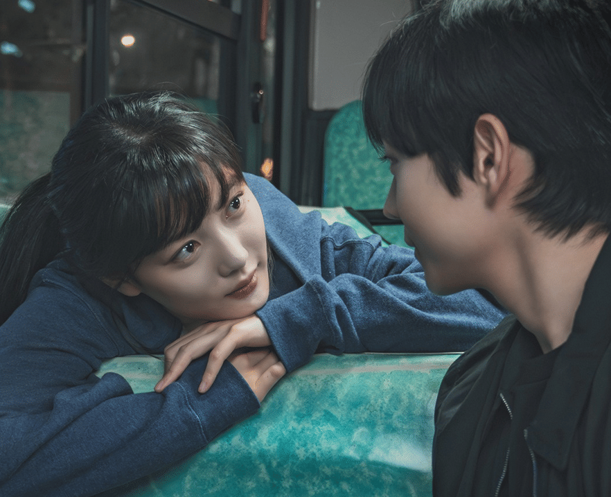 Kim Yoo Jung dan Kim Young Dae di Dear X