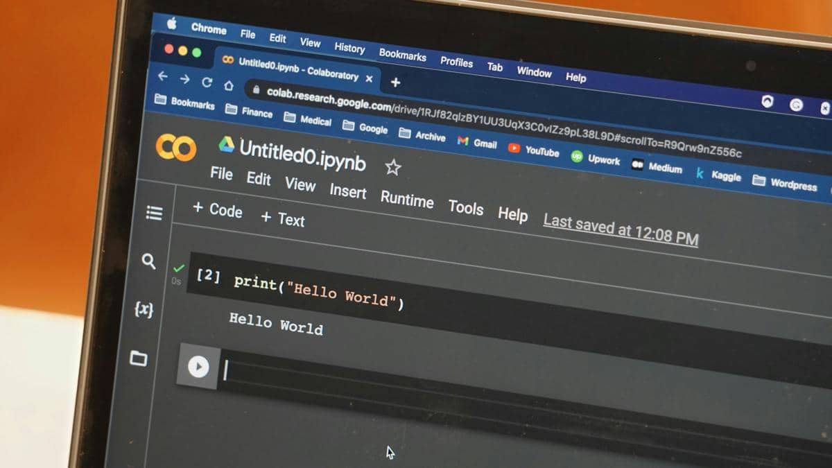 mencetak hello world di python