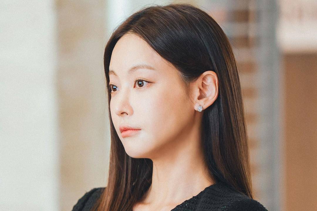 Kwon Se Na (Oh Yeon Seo) dalam drakor Nice to Not Meet You