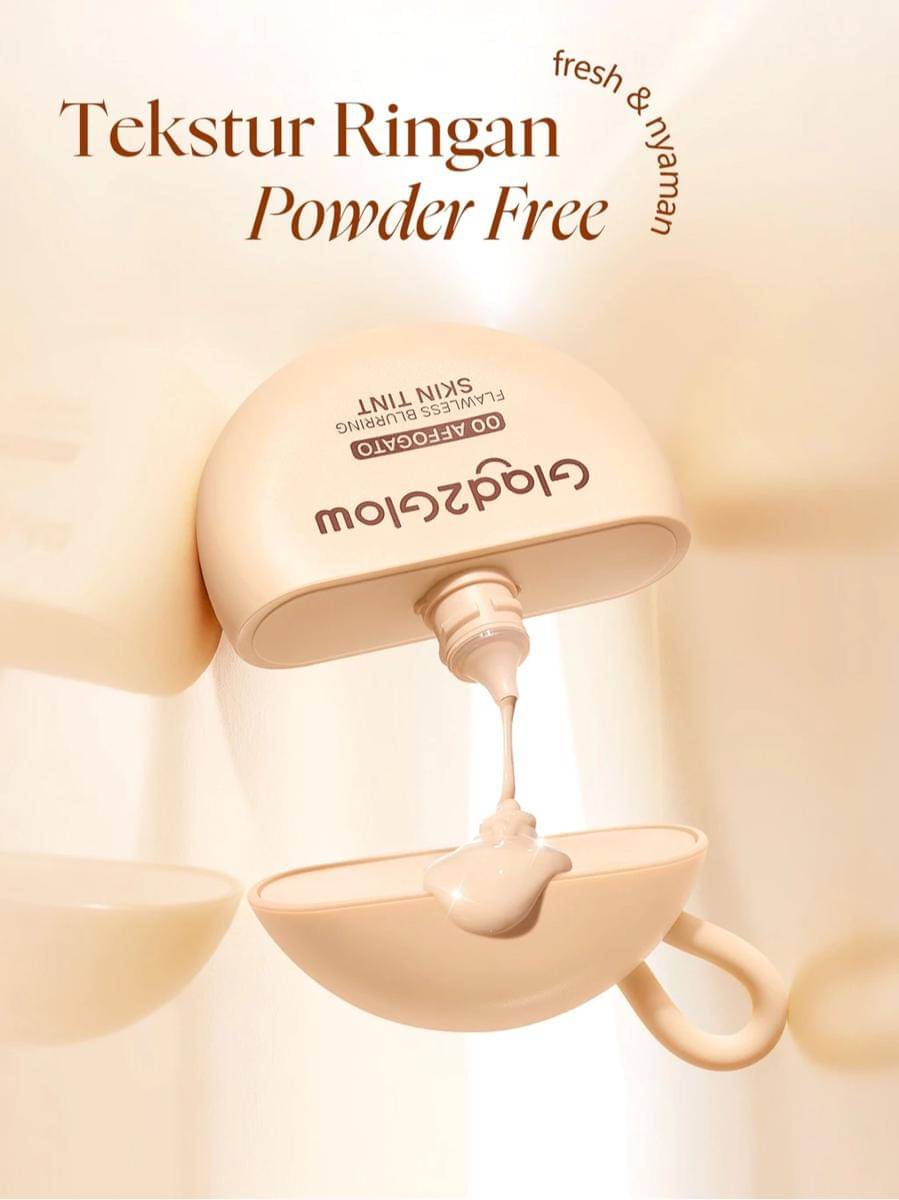 Glad2Glow FLAWLESS BLURRING SKIN TINT