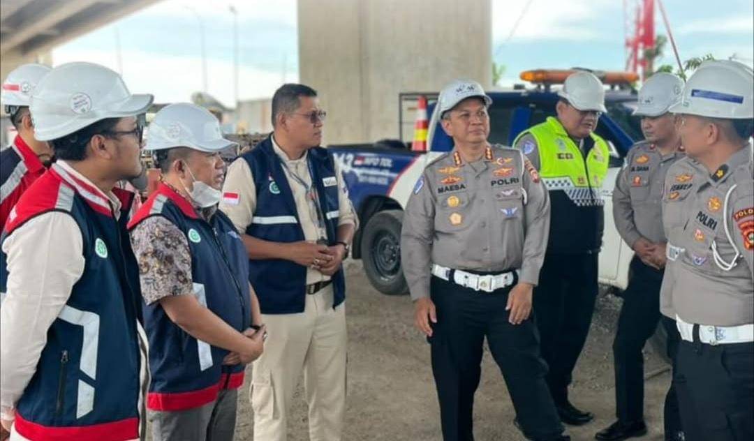 Kunjungan Ditlantas Polda Sumsel dalam rangka persiapan contraflow. (Dok. Waskita Karya)