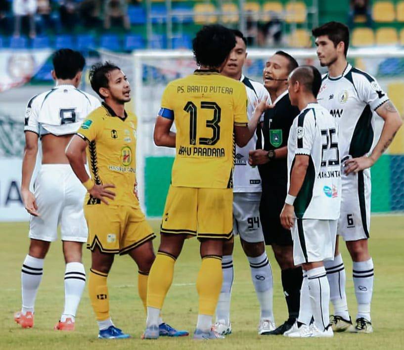 PSS Sleman Susah Payah Curi Poin di Markas Barito Putera FC saat bertandang ke markas Barito Putera FC pada pekan kesembilan Kompetisi Championship 2025/2026, Sabtu (8/11/2025).