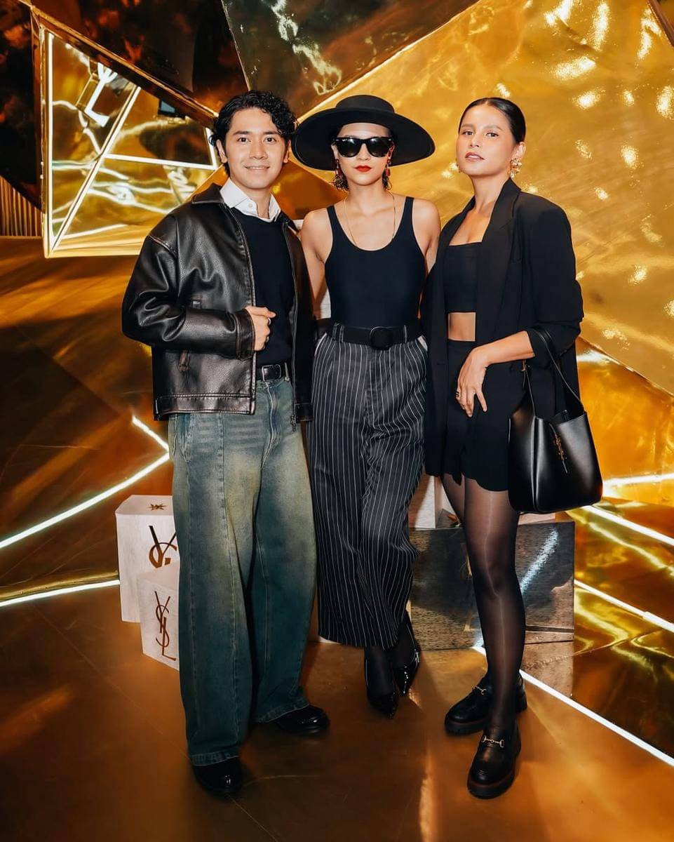 artis di YSL Annual holiday pop up