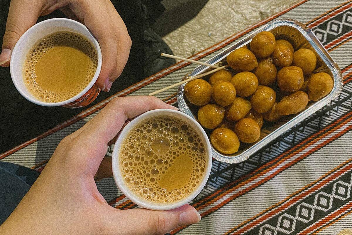 5 Tips Membuat Luqaimat, Donat Arab yang Empuk dan Manis