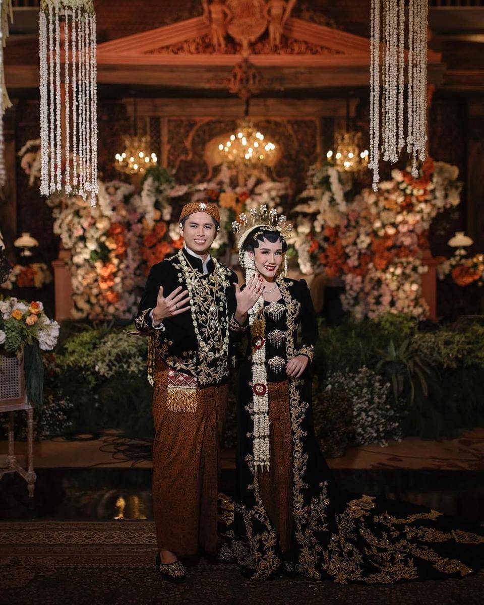 Pernikahan Shabrina Luna dan Axel (instagram.com/shabrinaaluna)