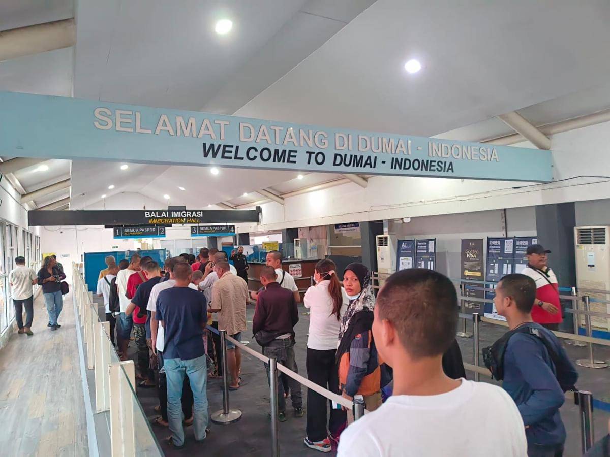 44 PMI bermasalah yang dideportasi Malaysia, tiba di Pelabuhan Internasional Kota Dumai