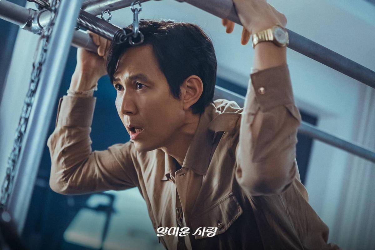 Cuplikan drama Korea Nice to Not Meet You