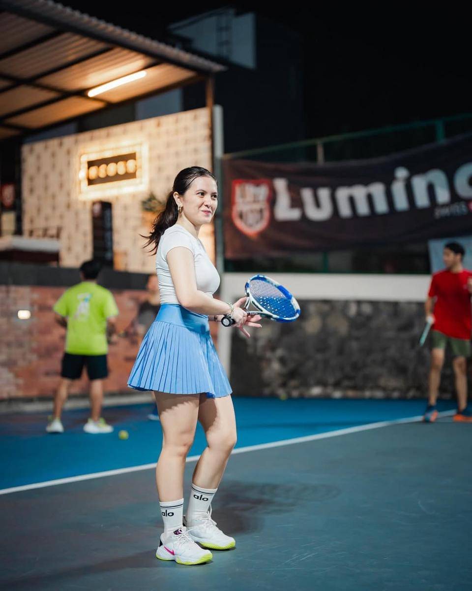 inspirasi outfit olahraga ala Marsha Aruan