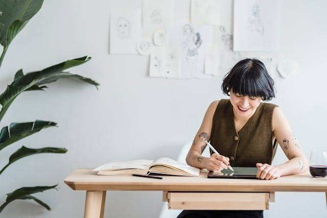 ilustrasi memiliki skill menggambar 