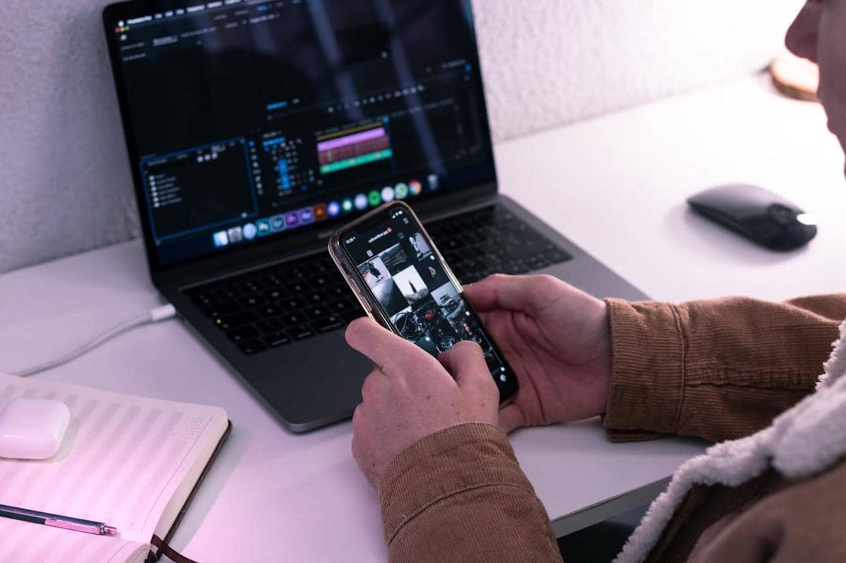 ilustrasi kerja remote