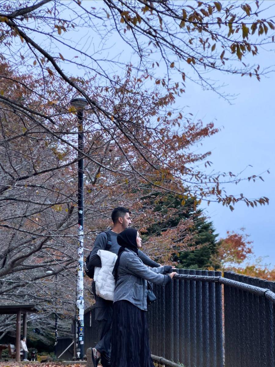 keluarga Vebby Palwinta liburan ke Jepang