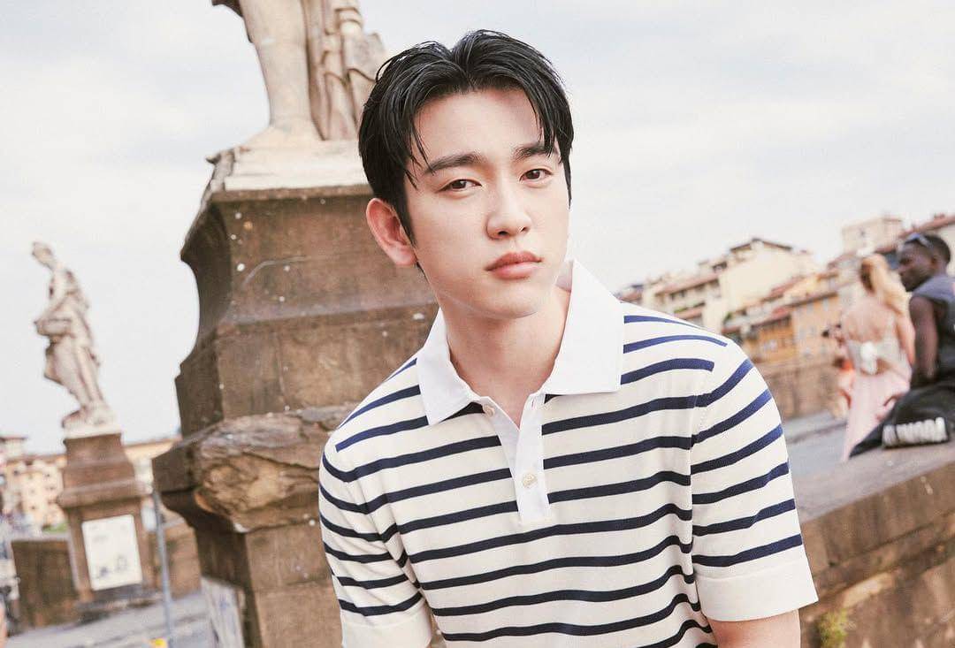 Potret Jinyoung GOT7 