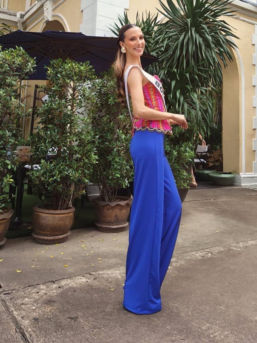 potret Yessica Hausermann, Miss Universe Bolivia 2025