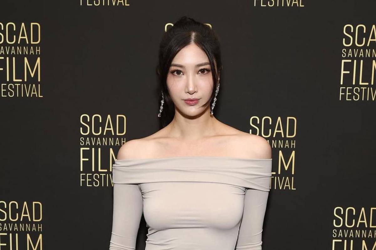 Reaksi EJAE usai Golden - HUNTRX Masuk Nominasi Grammy 2026.jpg