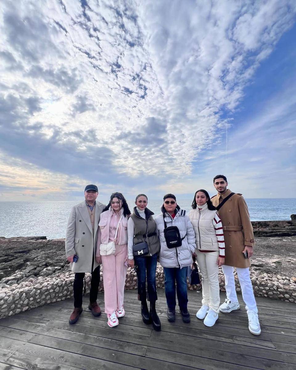 Gaya Keluarga Krisdayanti Sepanjang Tahun 2025