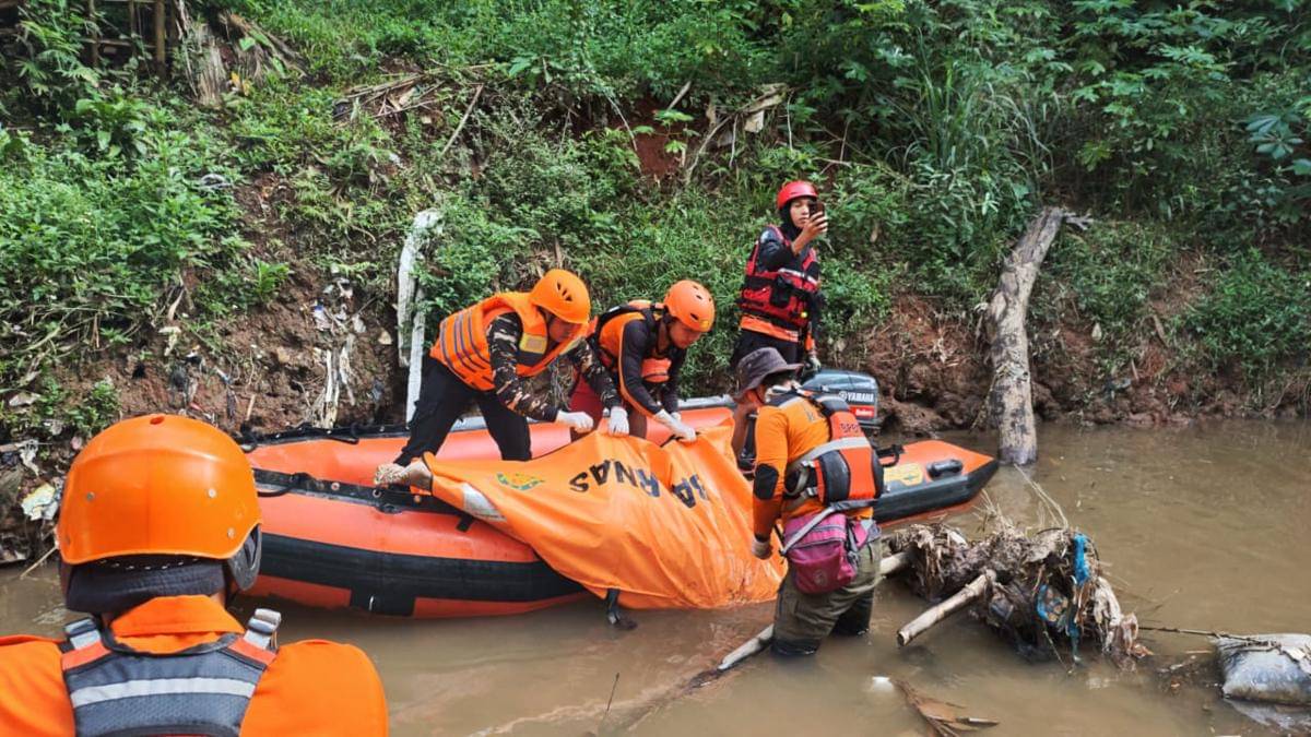 Bocah yang hilang di Kali Cikeas ditemukan meninggal. (Dokumen SAR Bekasi)