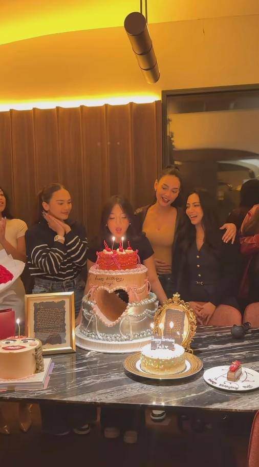 Kejutan Ulang Tahun ke-23 Fuji (instagram.com/rachelvennya)
