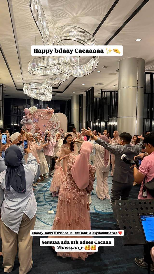 Pesta Ulang ke-21 Anak Sambung Irish Bella (instagram.com/_irishbella_)