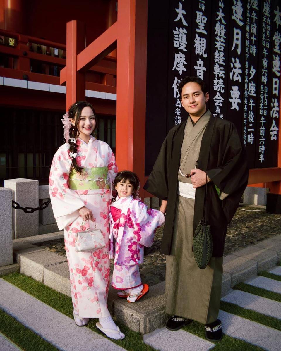 OOTD Family Trip ala Nanda Arsyinta