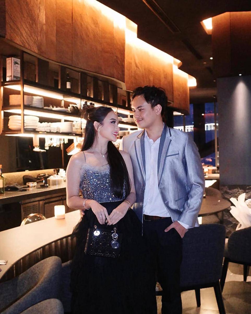 OOTD Couple Dinner ala Nanda Arsyinta dan Ardya