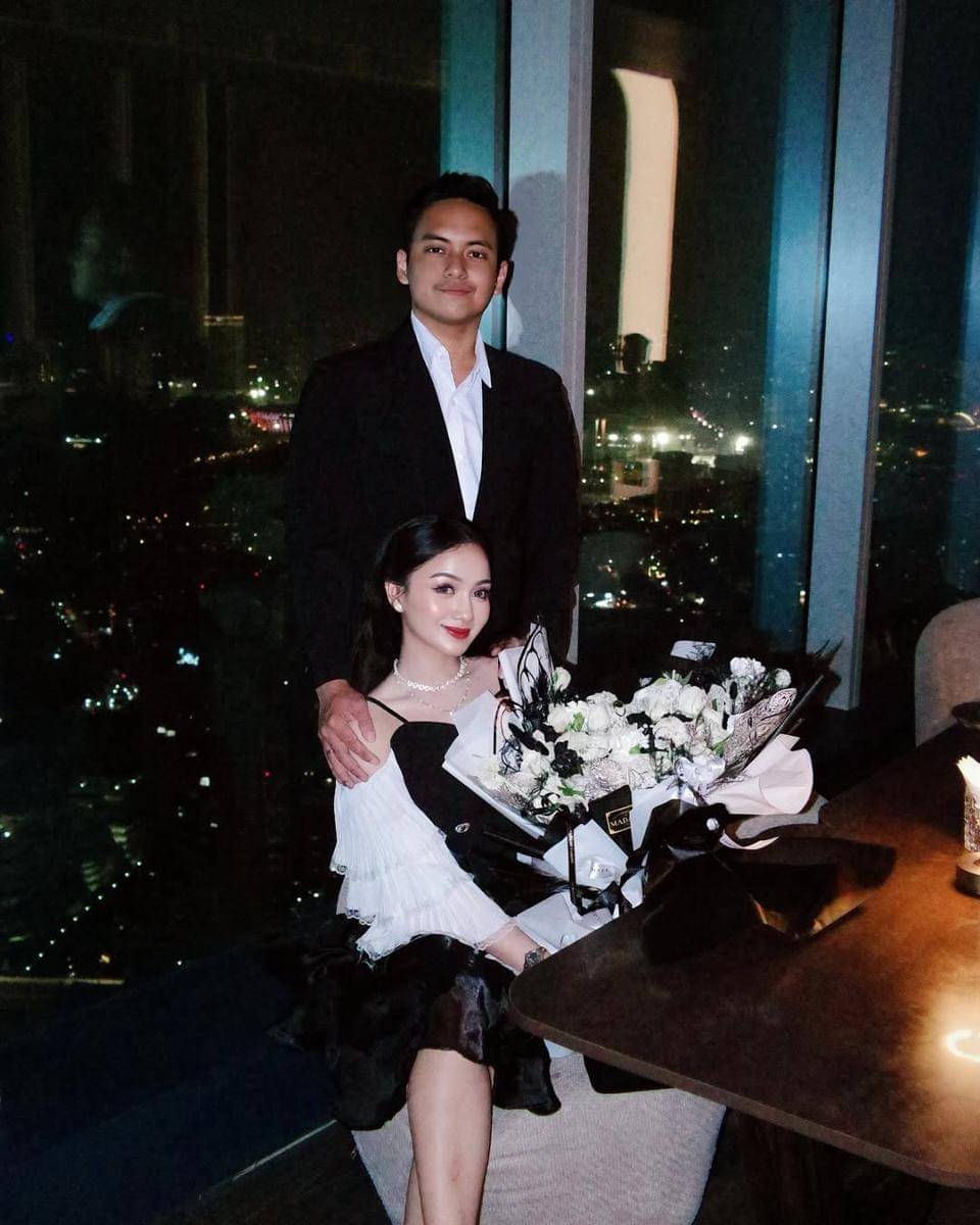 OOTD Couple Dinner ala Nanda Arsyinta dan Ardya