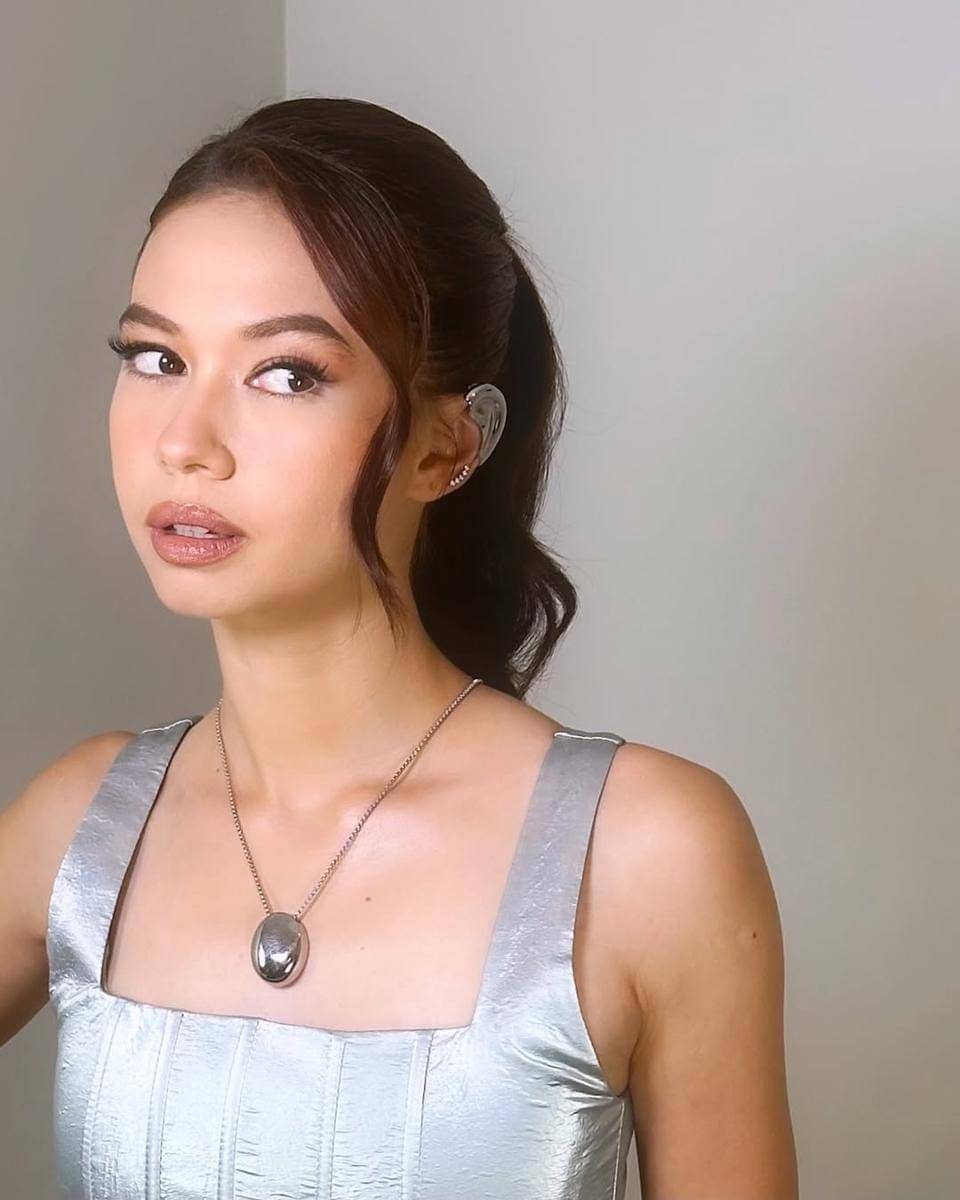 ide hairstyle simpel buat ngantor ala Yuki Kato 