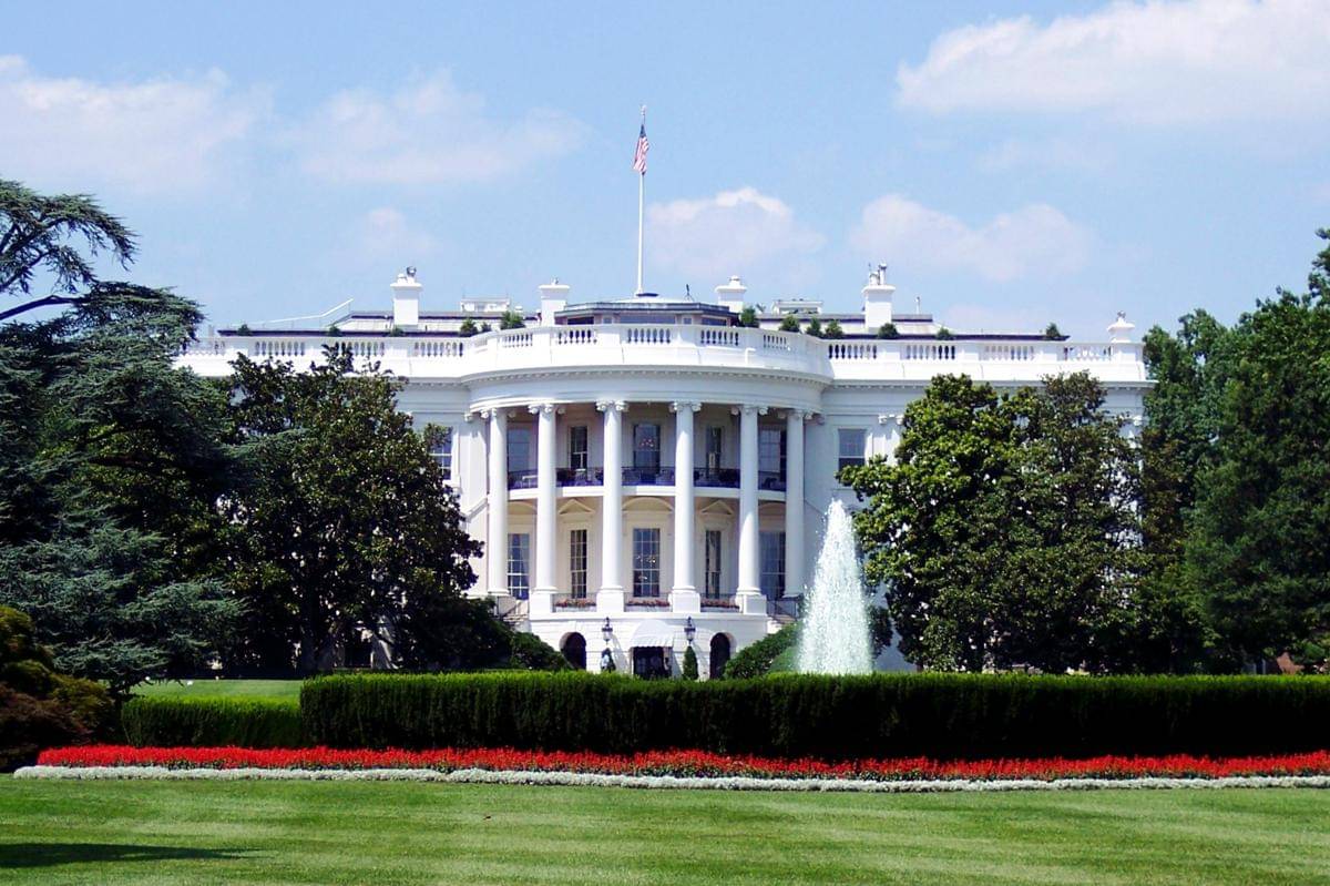 White House (pexels.com/@aaron-kittredge-35519)