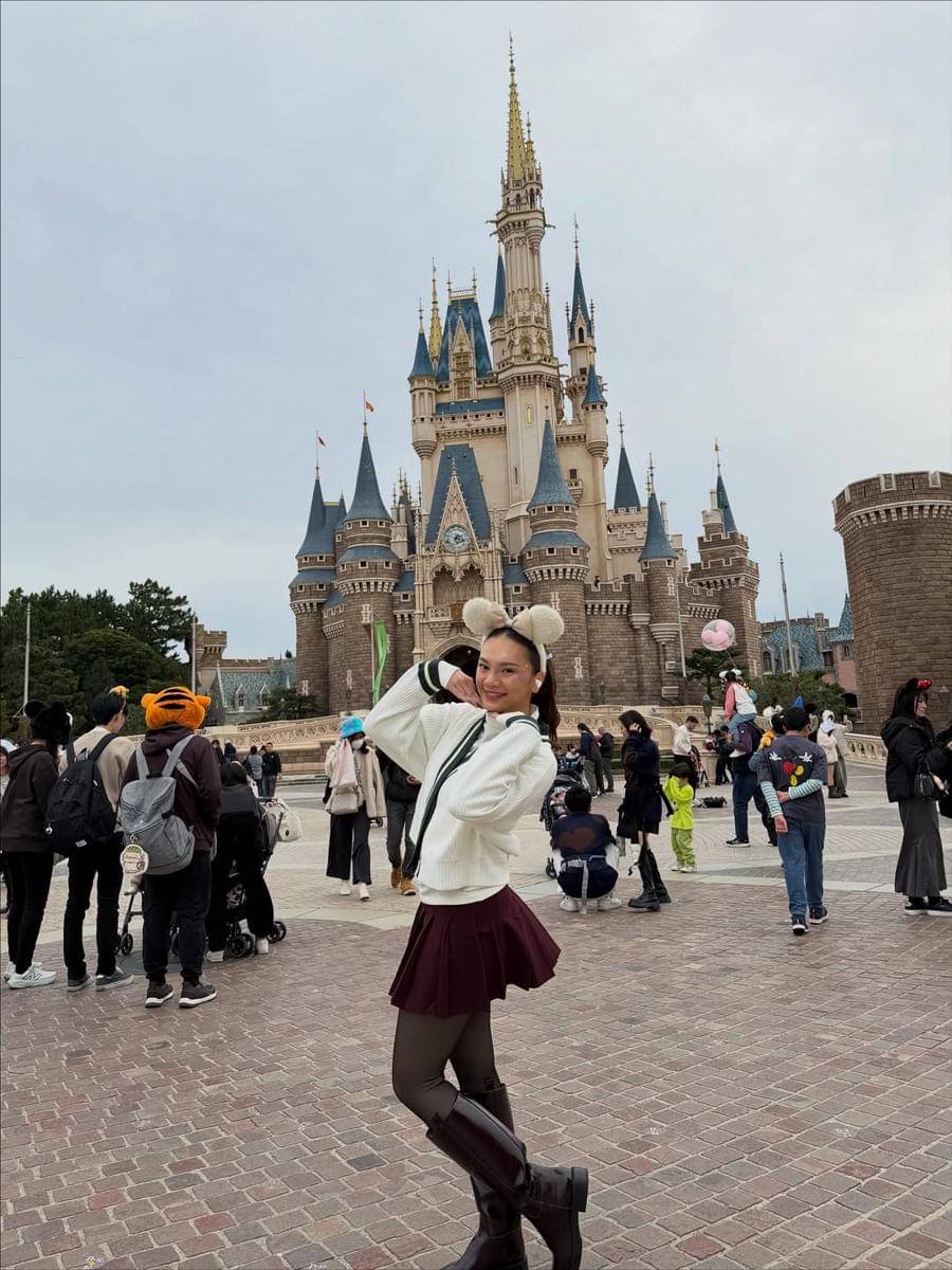 seleb liburan ke Jepang saat musim gugur 2025