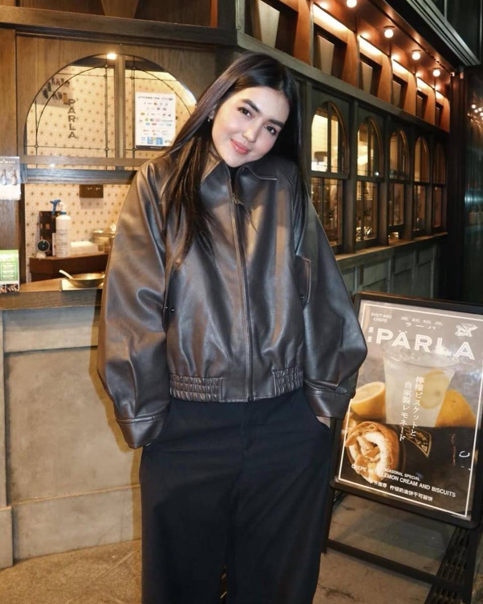 seleb liburan ke Jepang saat musim gugur 2025