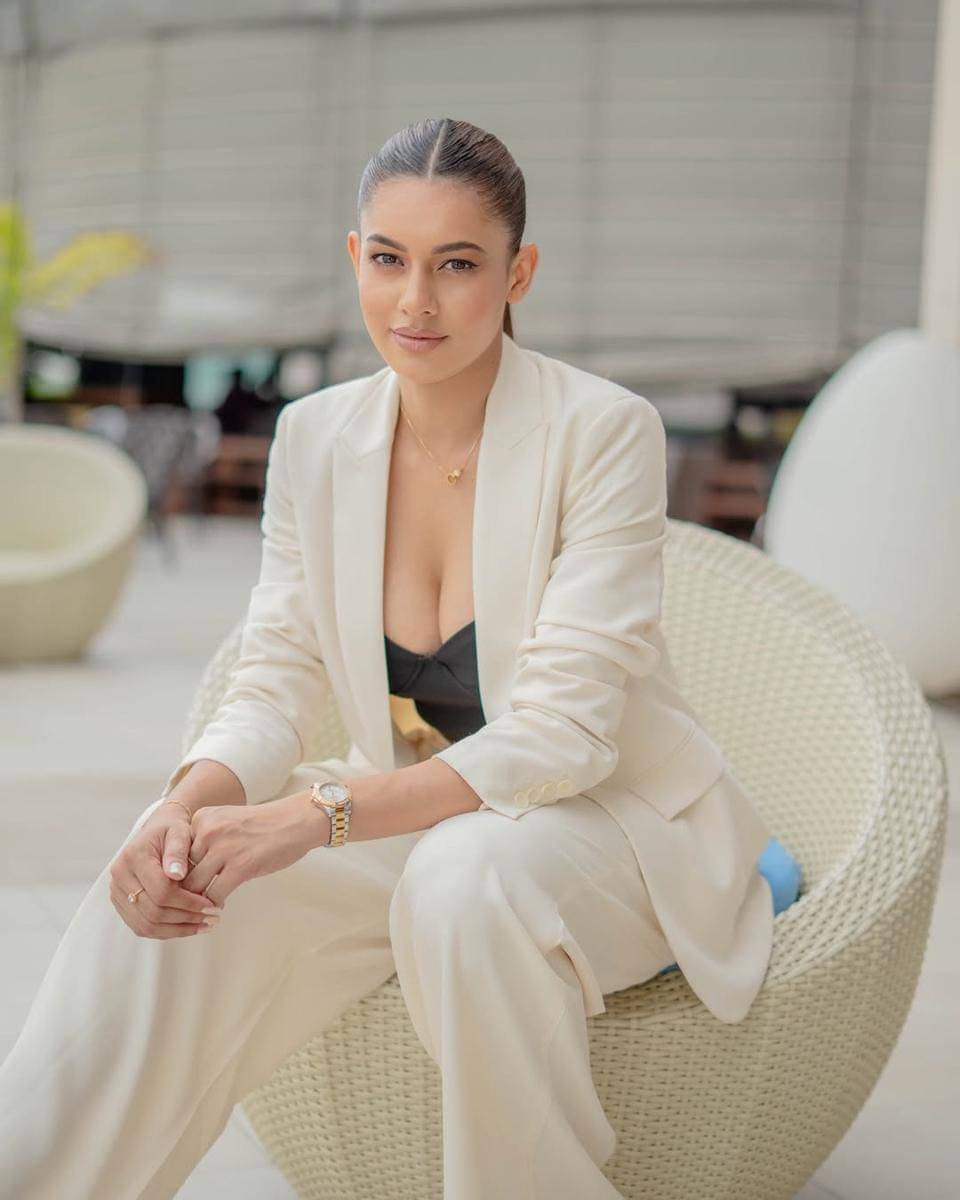 potret Lihasha White, Miss Universe Sri Lanka 2025 