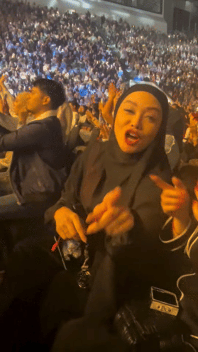 artis nonton konser Maher Zain