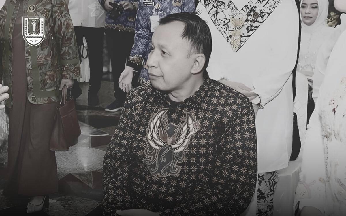 Anggota DPRD Kota Semarang, V Djoko Riyanto sekaligus suami Wali Kota Semarang, Agustina Wilujeng Pramestuti, meninggal dunia pada Minggu (9/11/2025) pukul 05.30 WIB di RS Telogorejo Semarang. (Instagram.com/semarangpemkot)