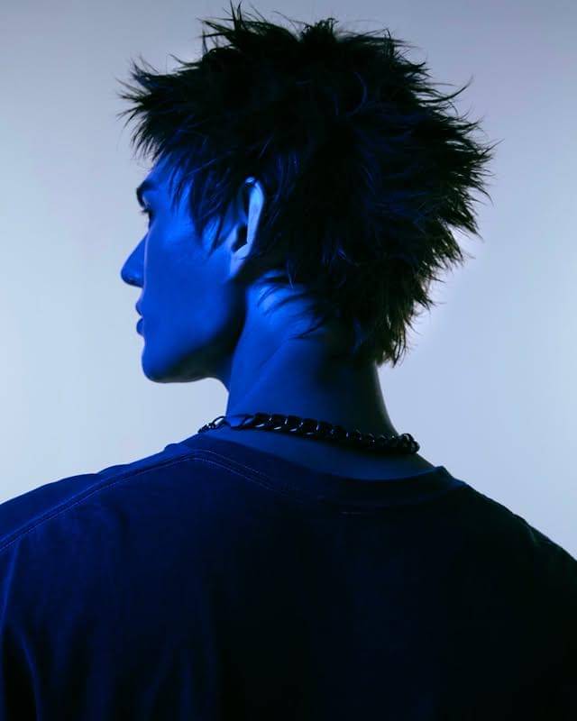 potret Pavel Naret bergaya ala Martin Cortis (Instagram.com/pavelphoom)