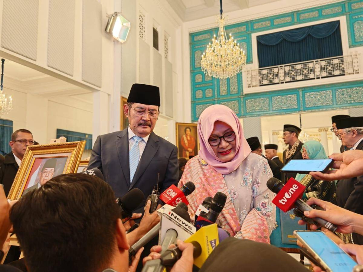 Bambang Trihatmodjo dan Siti Hardijanti Hastuti Rukmana (Tutut Soeharto).