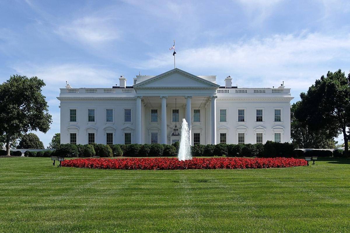 White House area utara (颐园居, CC BY-SA 4.0, via Wikimedia Commons)