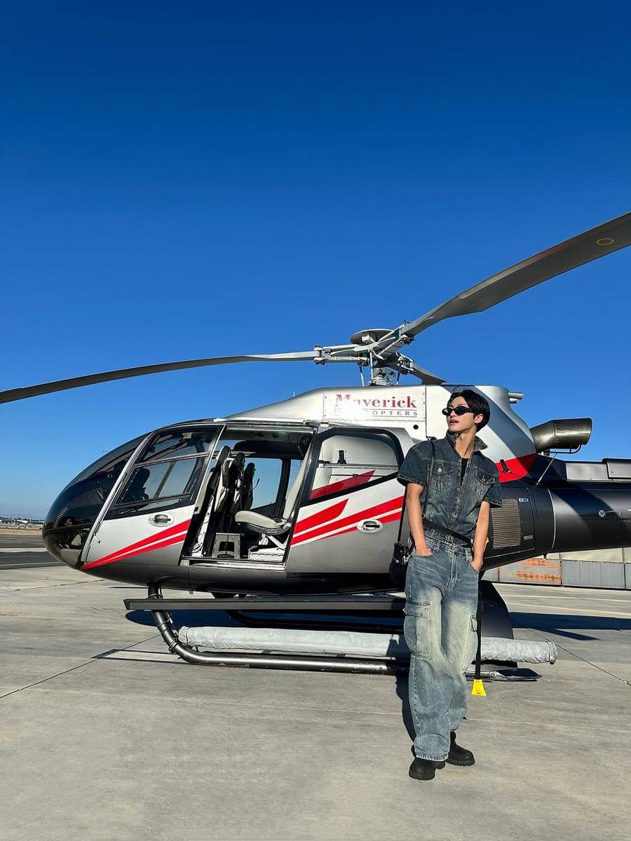 OOTD denim on denim ala Seonghwa ATEEZ