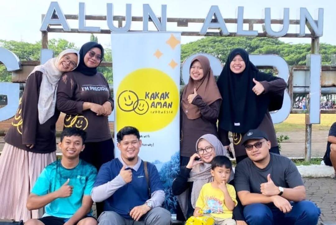 Tim relawan Kakak Aman berkunjung di Alun-Alun Rangkasbitung