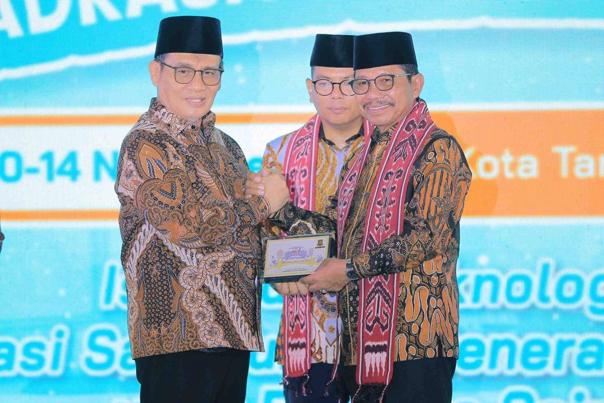 Pembukaan Olimpiade Madrasah Indonesia (OMI) 2025 di Kota Tangerang 