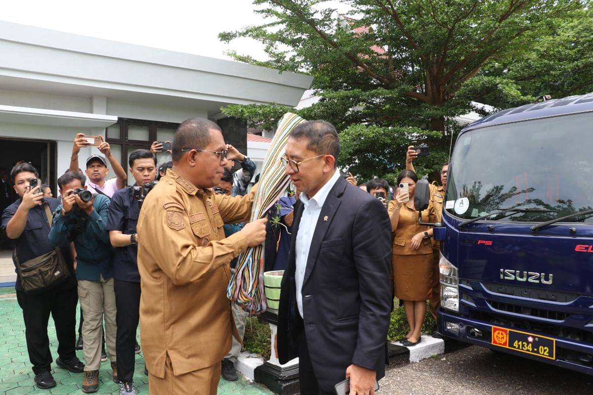 Menteri Kebudayaan RI, Fadil Zon, usai membuka kegiatan IPACS di Kota Kupang. (IDN Times/Putra Bali Mula)