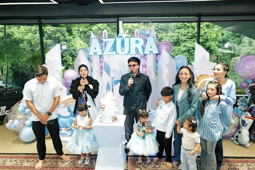 ulang Tahun ke-2 Azura Atta