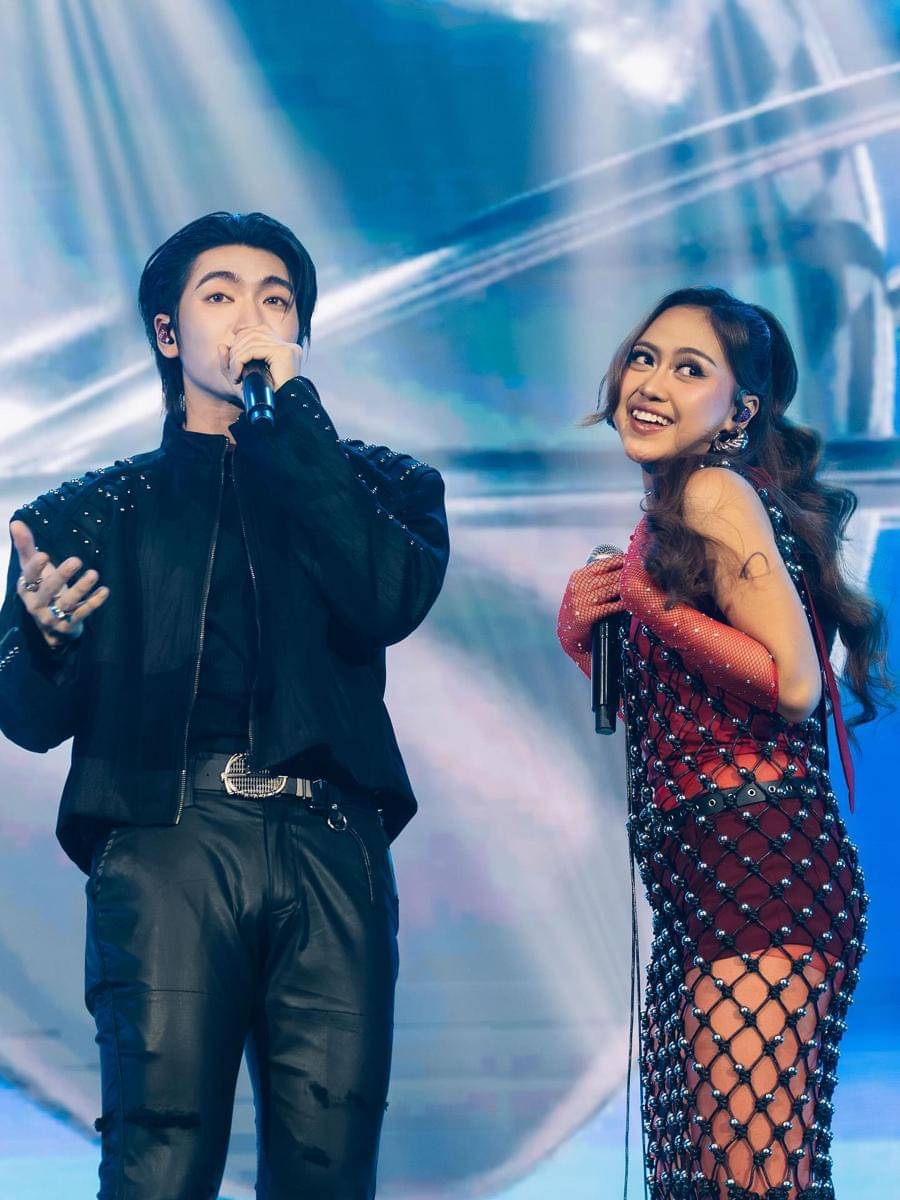 Sisca Saras nyanyi bareng Boss Chaikamon