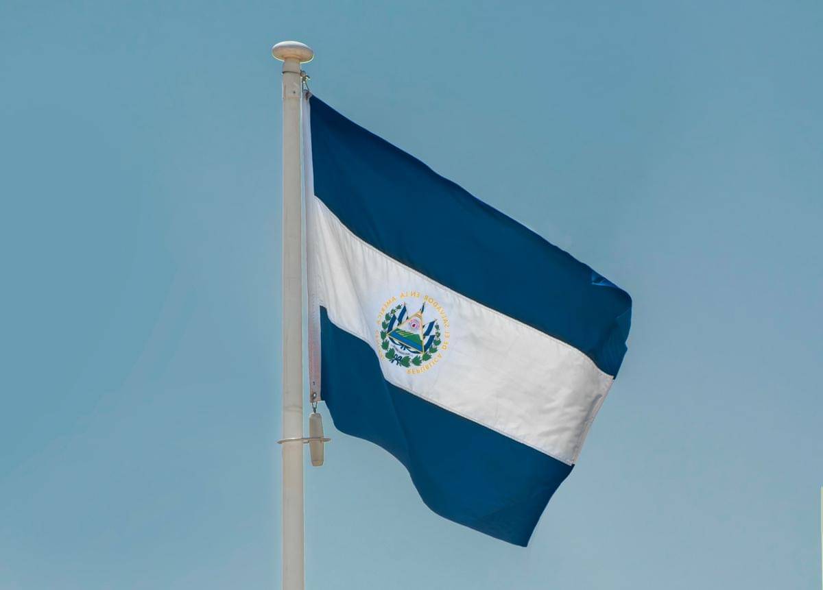 ilustrasi bendera El Salvador