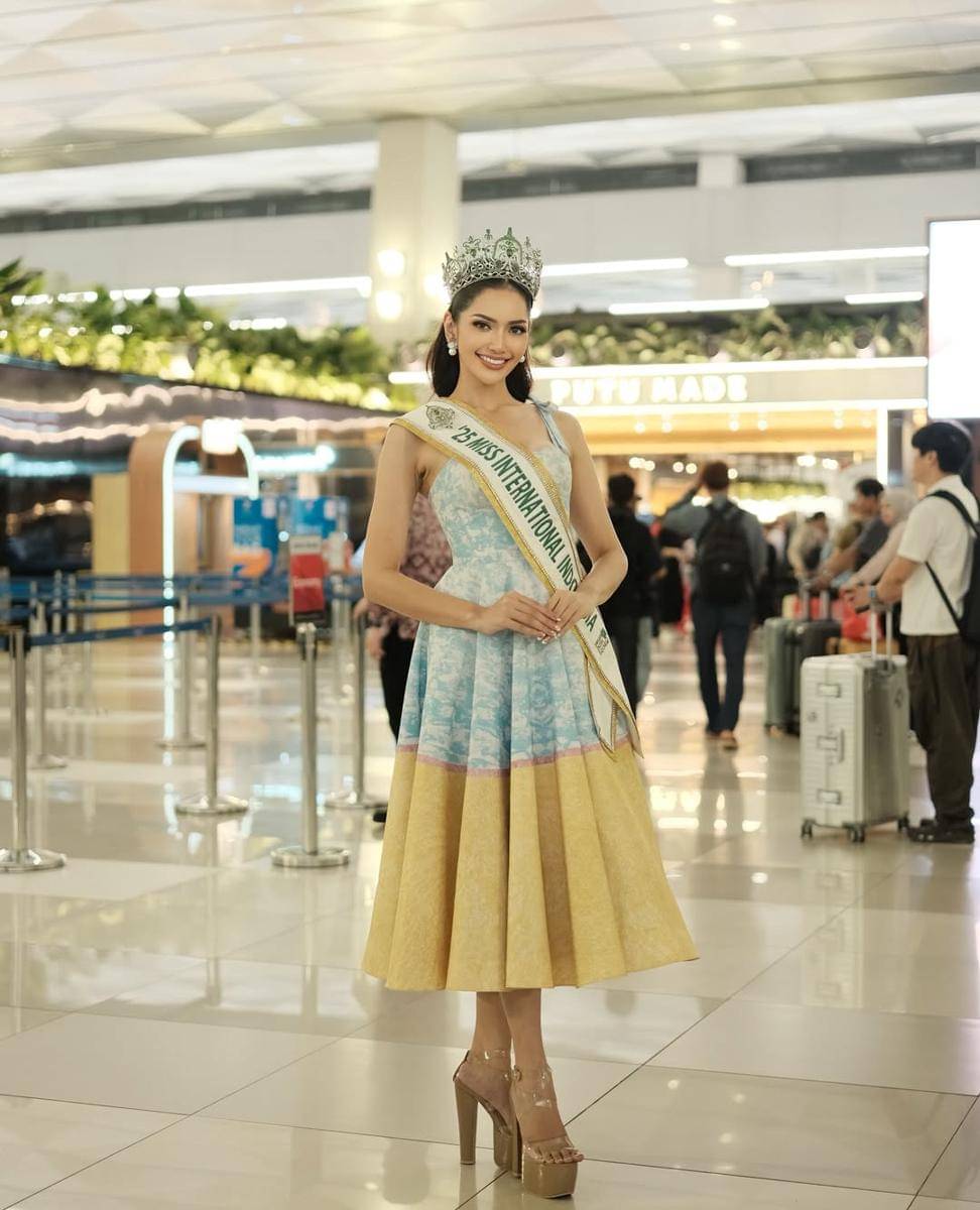 potret keberangkatan Melliza Xaviera ke ajang Miss International 2025