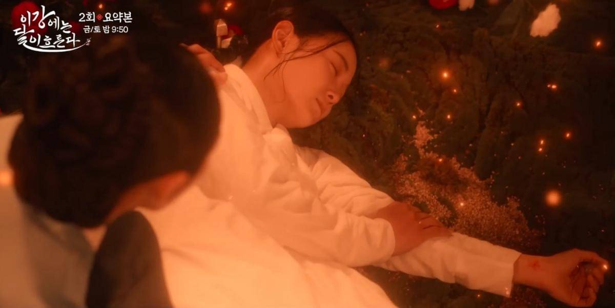 cuplikan drama Moon River