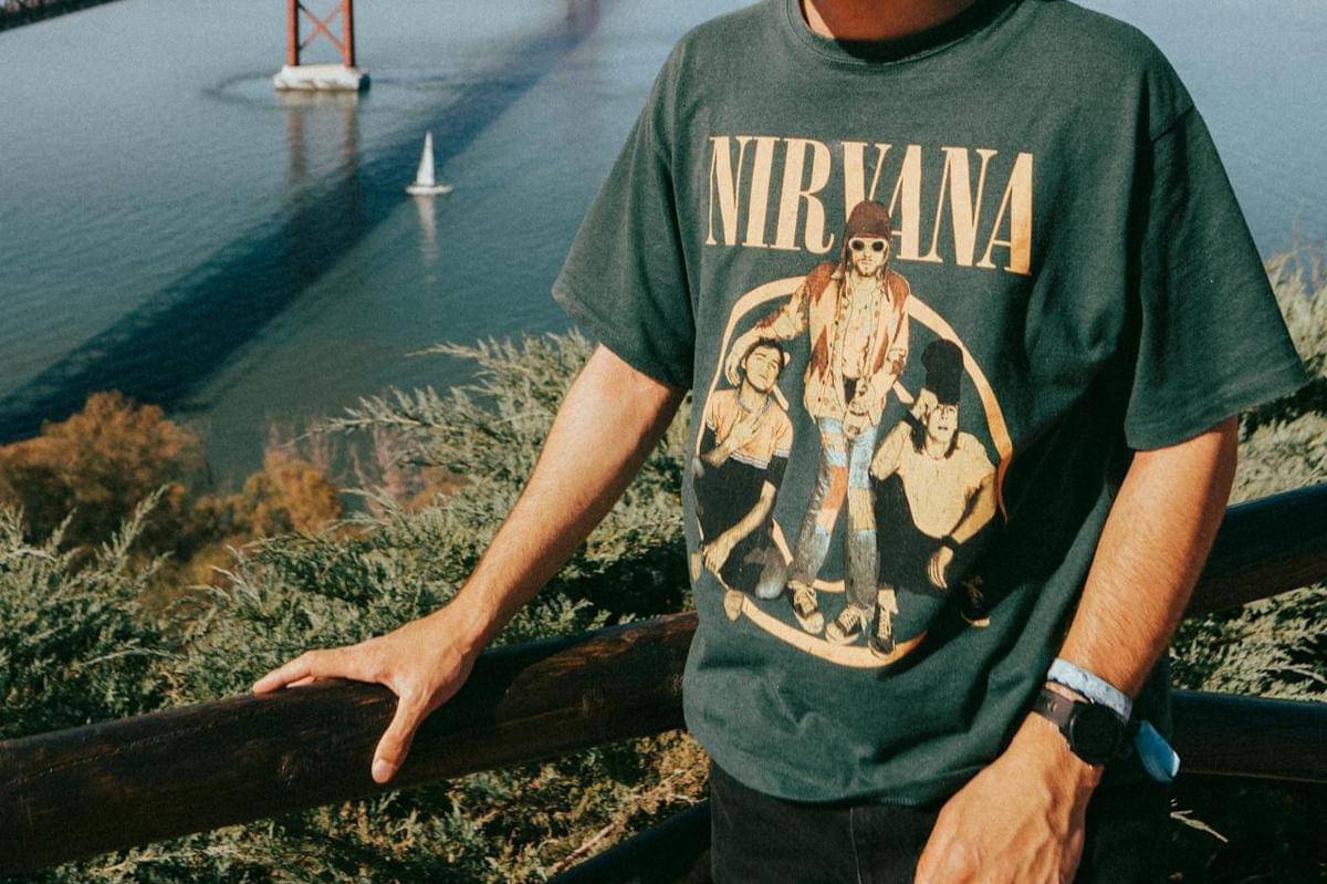 kaos band Nirvana