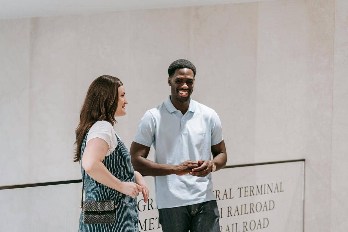 ilustrasi pria dan wanita