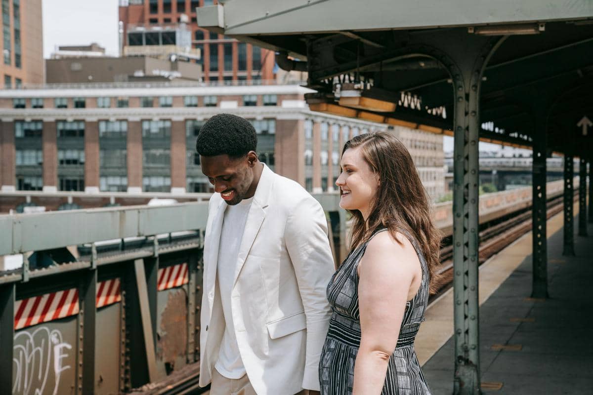 ilustrasi pria dan wanita